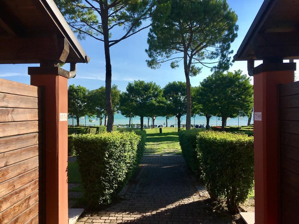 Le Corti Del Lago Padenghe sul Garda Ngoại thất bức ảnh